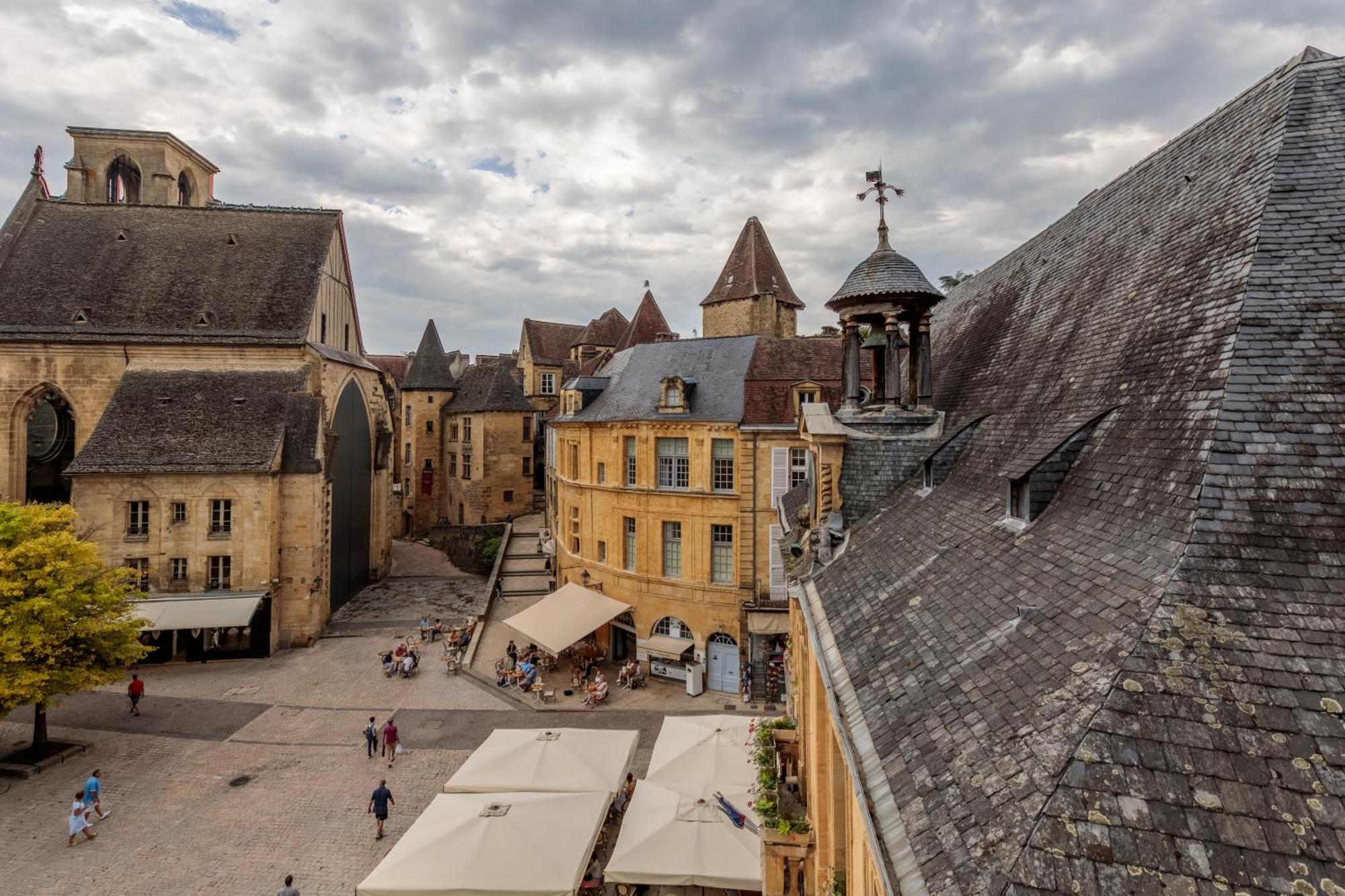 Le Lys Dort Sarlat Bed & Breakfast Exterior photo